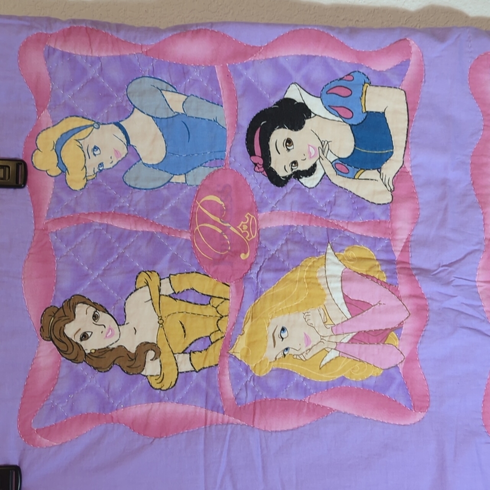 Disney Princess Blanket Belle Cinderella Aurora Snow White Hand Quilted